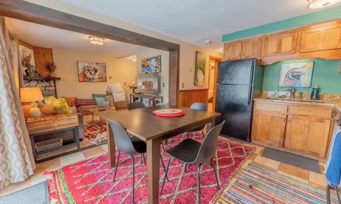 Crested Butte Condo | 2br View Ski Lodge | Hot Tub, Pool, Ski Bus