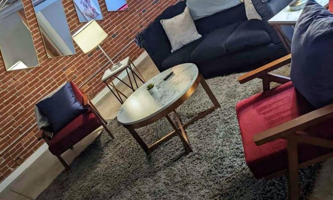 Downtown St. Louis Apartment | 2BR with W&D Mins To Arch STL Downtown