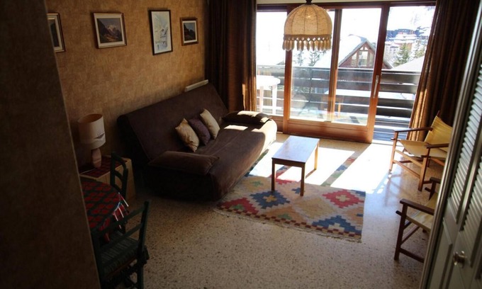 Montgenevre Apartment | 2nd floor, view mountain, balcony, tv, ski locker, 28m², Montgenèvre