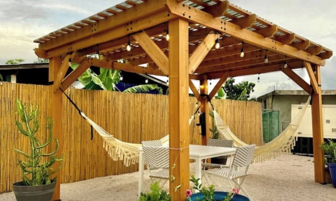 Miradero Apartment | 3.3 Share with 3 at Boho Casona, near restaurants