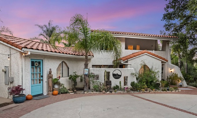 Calabasas House | 3-acre Monte Nido mountain-view estate with guest house, private pool & spa