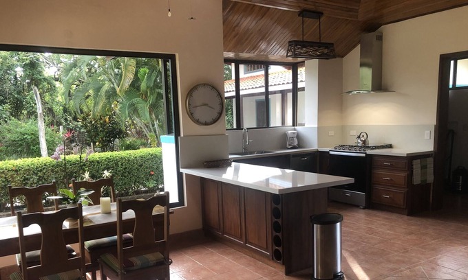 Cobano Villa | 3 Bed 3 Bath Gorgeous Villa