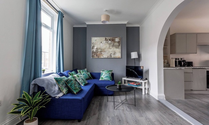 Durham House | 3 Bed House - Sleeps 5 - Parking - Wifi