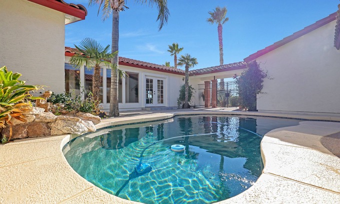 Wickenburg House | 3 Bedroom 2 bath home in Wickenburg AZ with horse facilities and pool.