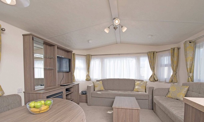 Hayling Island House | 3 bedroom accommodation in Hayling Island