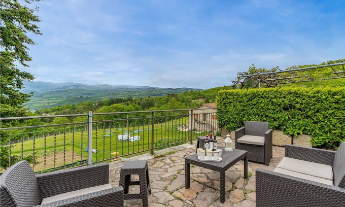Pratovecchio House | 3 bedroom accommodation in Pratovecchio (AR)