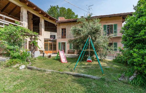 Aramengo House | 3 bedroom accommodation in Aramengo (AT)