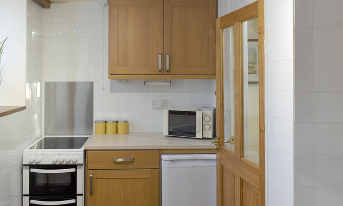 Brynrefail Cottage | 3 bedroom accommodation in Bethel, near Snowdon