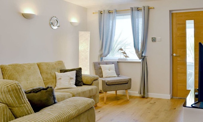 Carlyon Bay House | 3 bedroom accommodation in Carlyon Bay, near St Austell