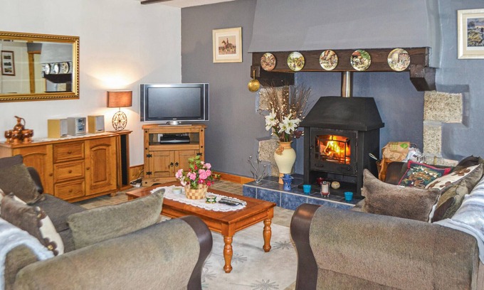 Poullaouen House | 3 bedroom accommodation in Poullaouen