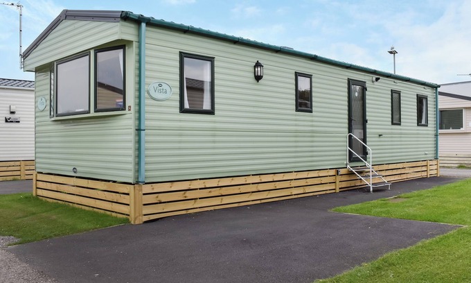 Morecambe Cottage | 3 bedroom accommodation in Heysham, near Lancaster