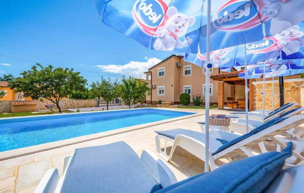 Buici Apartment | 3 bedroom accommodation in Porec