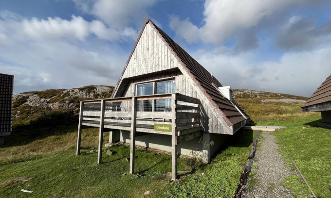 Kylesku Cottage | 3 bedroom accommodation in Kylesku, near Lairg