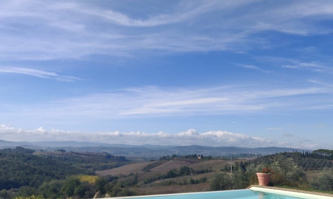 Bollano Other | 3 bedroom apartment, infinity pool, amazing view, 4KM to Buonconvento near Siena