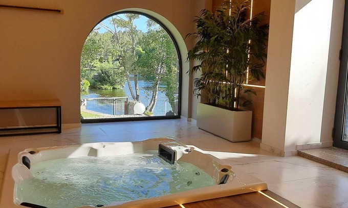 Portela Apartment | 3 bedroom apartment * SPA * River view - CASA DO ENGENHO BRAGA