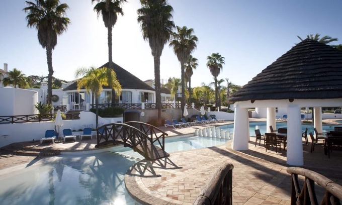 Almancil Apartment | 3 Bedroom Apartment w/Private Pool Quinta do Lago