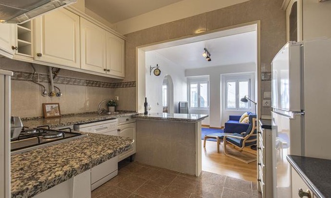 Lisbon Old Town Apartment | 3 bedroom apt near Av. Liberdade