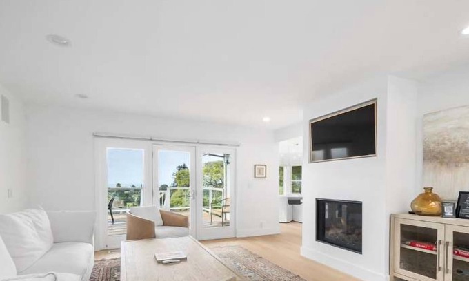 Aptos House | 3 bedroom Aptos Home With Ocean View!