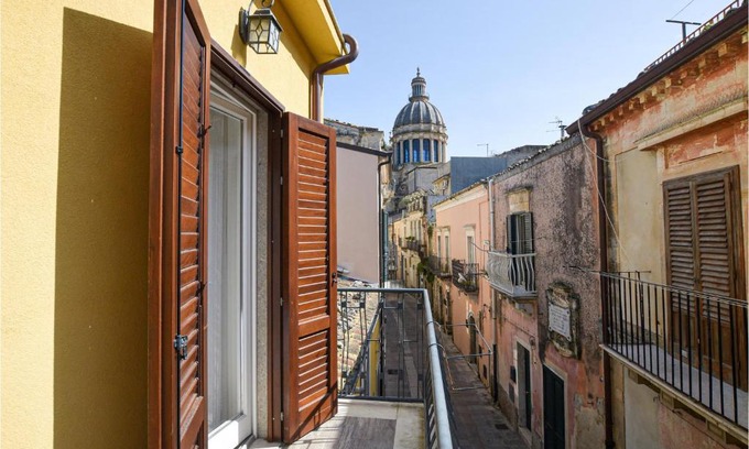 Ragusa House | 3 Bedroom Awesome Home In Ragusa