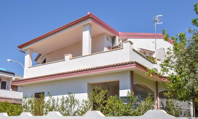 Caminia House | 3 bedroom awesome home in Staletti