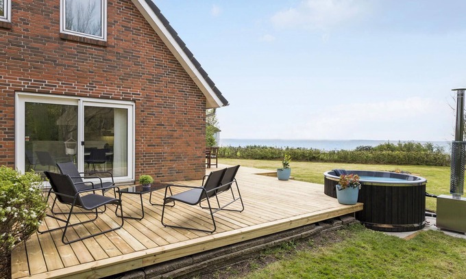 Amtoft House | 3 bedroom beautiful home in Vesløs