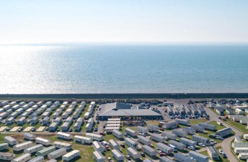 Dymchurch Resort | 3 Bedroom Caravan, New Beach Holiday Park