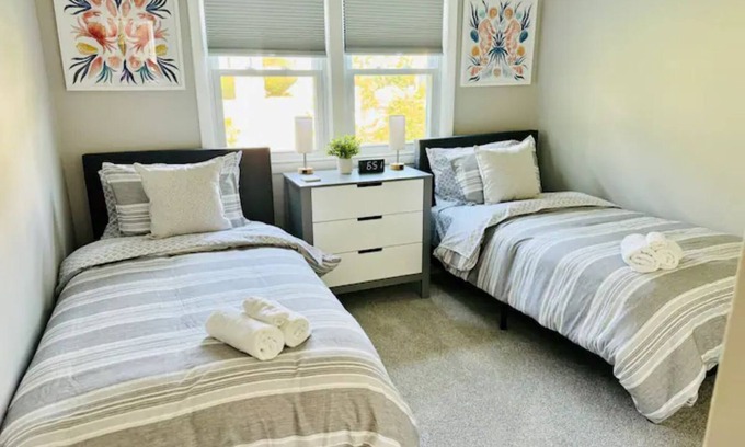 The Lanes Condo | 3-bedroom Centrally-located Condo in fantastic Waltham!