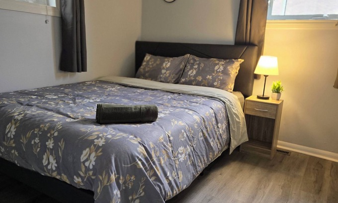 The Pas House | 3 Bedroom Cozy House