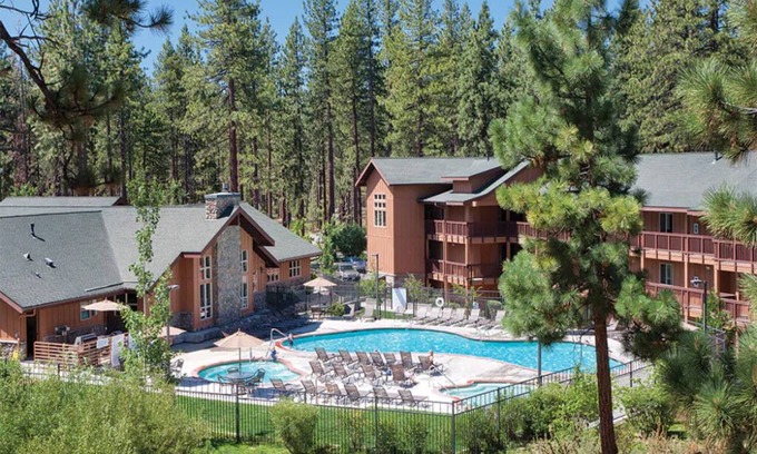 Round Hill Village Condo | 3 Bedroom Deluxe Condo, Sleeps 8, at Lake Tahoe, South Shore Resort!