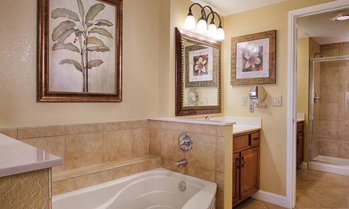 Lake Buena Vista Resort | 3 Bedroom Deluxe Wyndham Bonnet Creek Resort