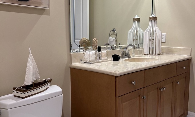 Miromar Lakes Condo | 3 Bedroom + Den 3 1/2 Bathrooms Available for rent in Miromar Lakes.