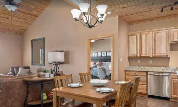 Gruene House | 3 Bedroom Fully Furnished Condo