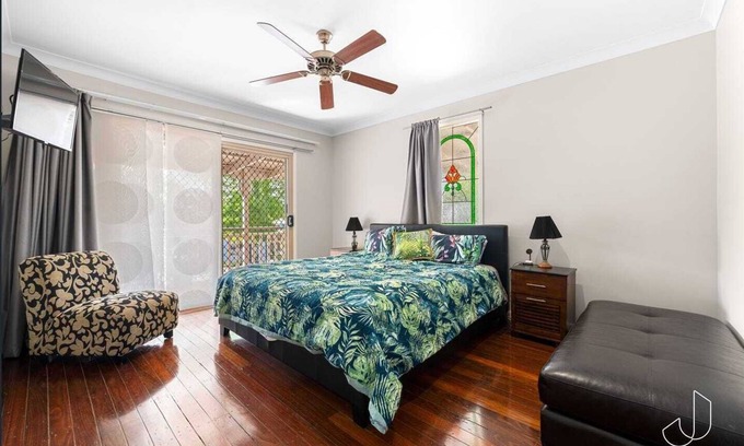 Eagle Heights House | 3-bedroom house in enchanting Tamborine Mountain with AC