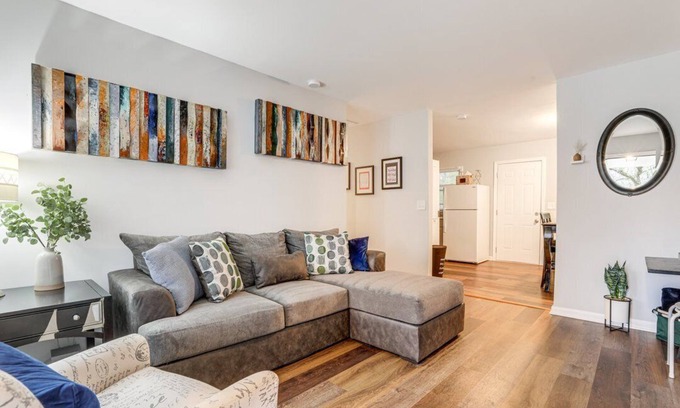 Belvedere Park House | 3-bedroom house in perfect Decatur with AC