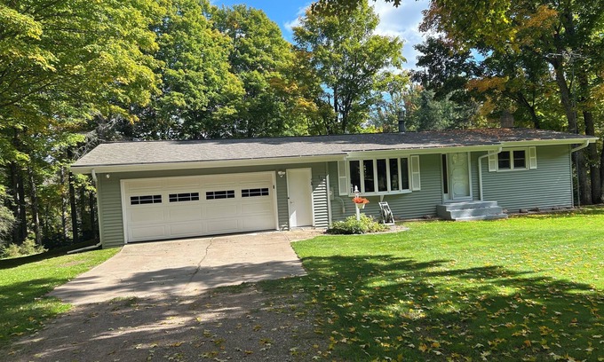 Channing House | 3-bedroom house located three miles from Sawyer Lake on the Michigamme River