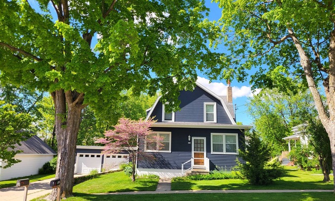 Green Lake House | 3-Bedroom House Steps From Town and Waterfront!