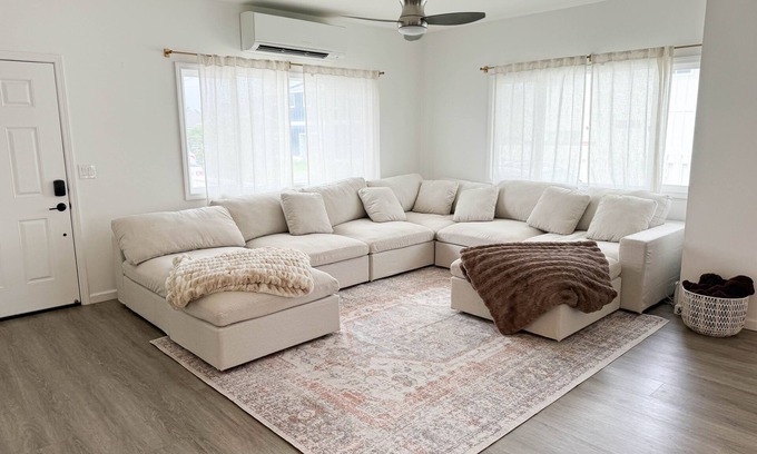 Kahuku House | 3 Bedroom North Shore Home with AC- 30 day