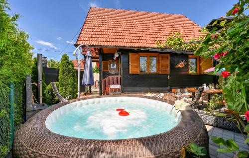 Gornja Stubica House | 3 Bedroom Stunning Home In Hizakovec