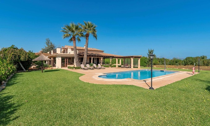 Puerto de Pollensa Villa | 3 bedroom villa, with private pool and BBQ, Pollensa