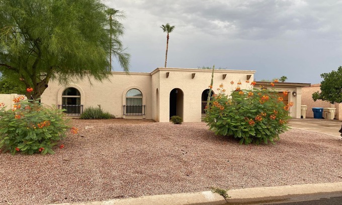 Fountain Hills House | 3 Bedroom with private yard, Large Pool, Close to Downtown Fountain Hills