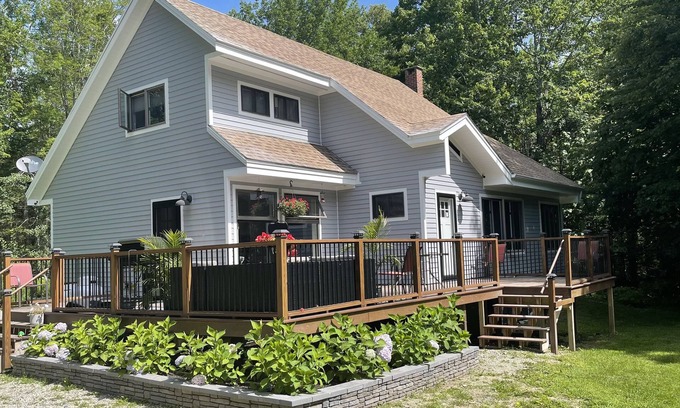 Lamoine House | 3 Bedrooms, 2 Baths, Large Deck, (Sleeps 6)
