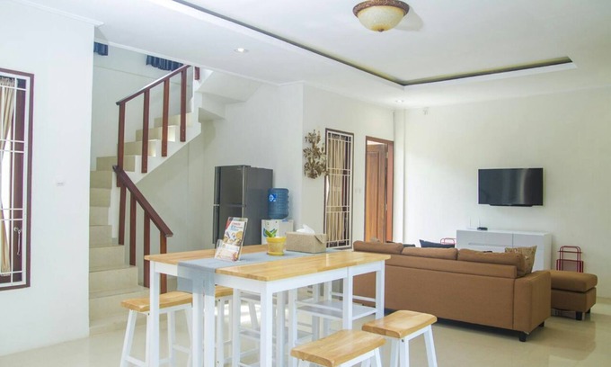 Senggigi Villa | 3 bedrooms villa for rent