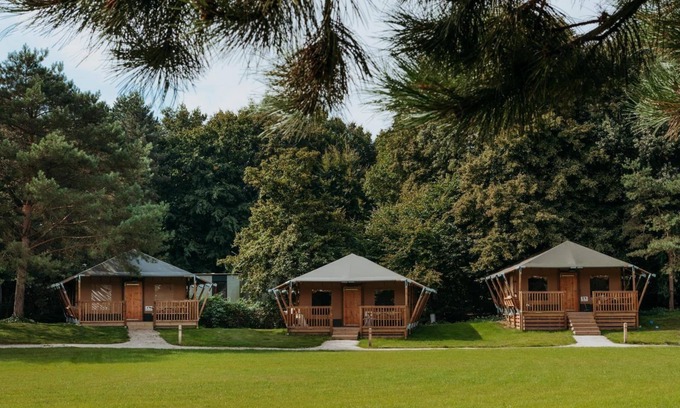 Zeewolde House | 3 glamping lodges side by side
