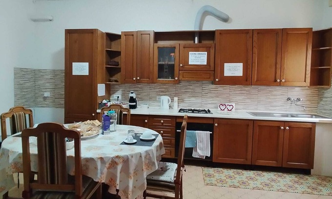 Cotignola Bed & Breakfast | 3 km from Maria Cecilia Hospital, La Casetta Di Cotignola BnB