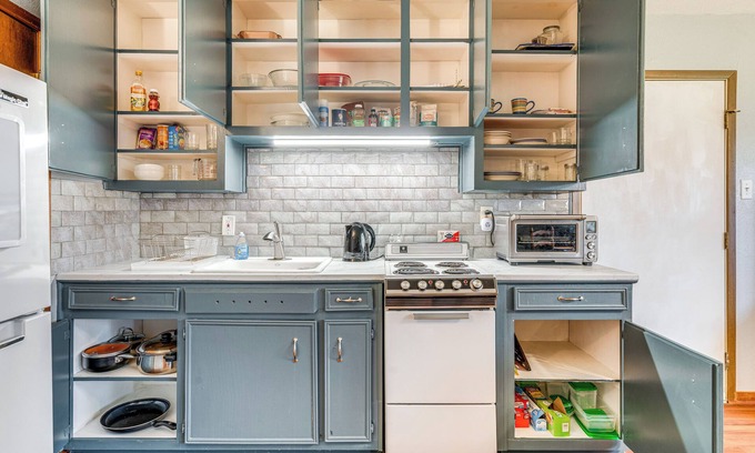 Georgetown Apartment | 3 Mi to Lake Georgetown: Serene Studio!