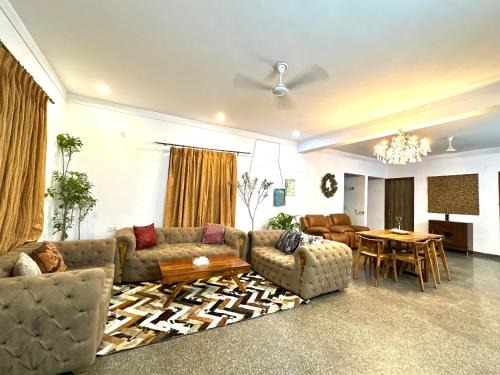 Gurugram Villa | 3 rooms entire villa
