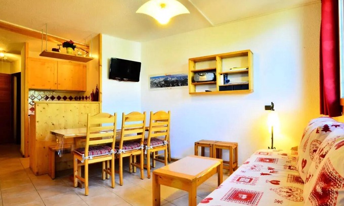 Montchavin Apartment | 3 Rooms for 7 People