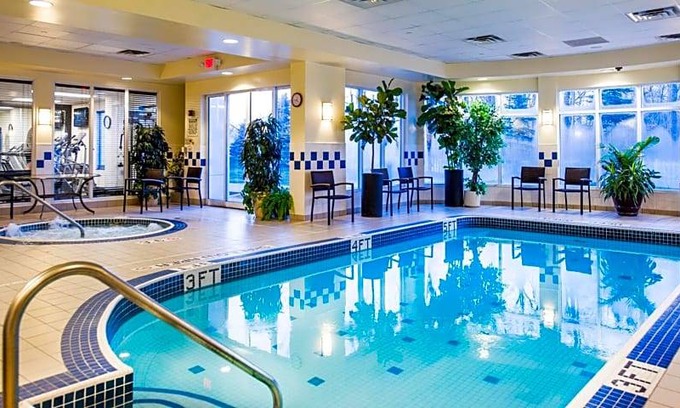 Glendale Hotel | 3-Star Hotel ∙ Hilton Garden Inn Niagara-on-the-Lake
