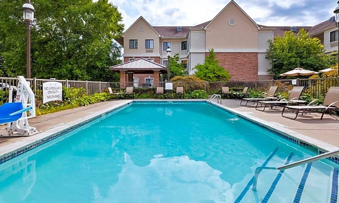 Utica Hotel | 3-Star Hotel ∙ Staybridge Suites Detroit-Utica, an IHG Hotel