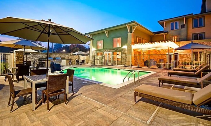 Pleasant Hill Hotel | 3-Star Hotel ∙ Homewood Suites by Hilton Pleasant Hill Concord